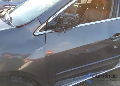 2010 Acura Zdx z USA, uszkodzony, nr VIN 2HNYB1H65AH502702